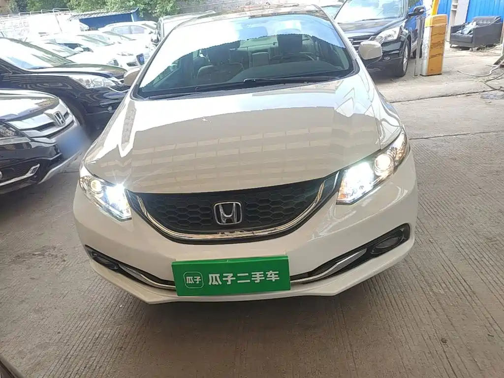 Honda Civic 2015 — фото 3