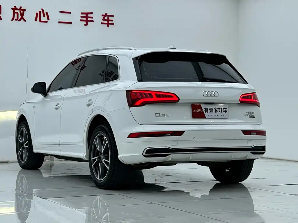 Audi Q5L 2019 — фото 6