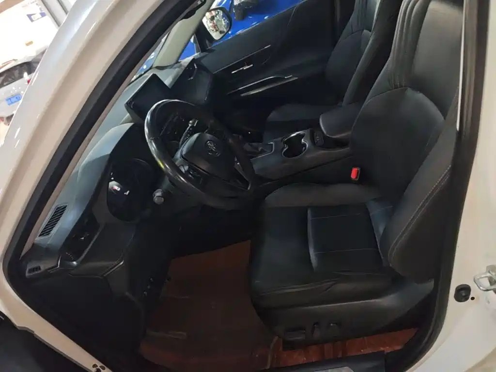 Toyota Harrier 2023 — фото 15