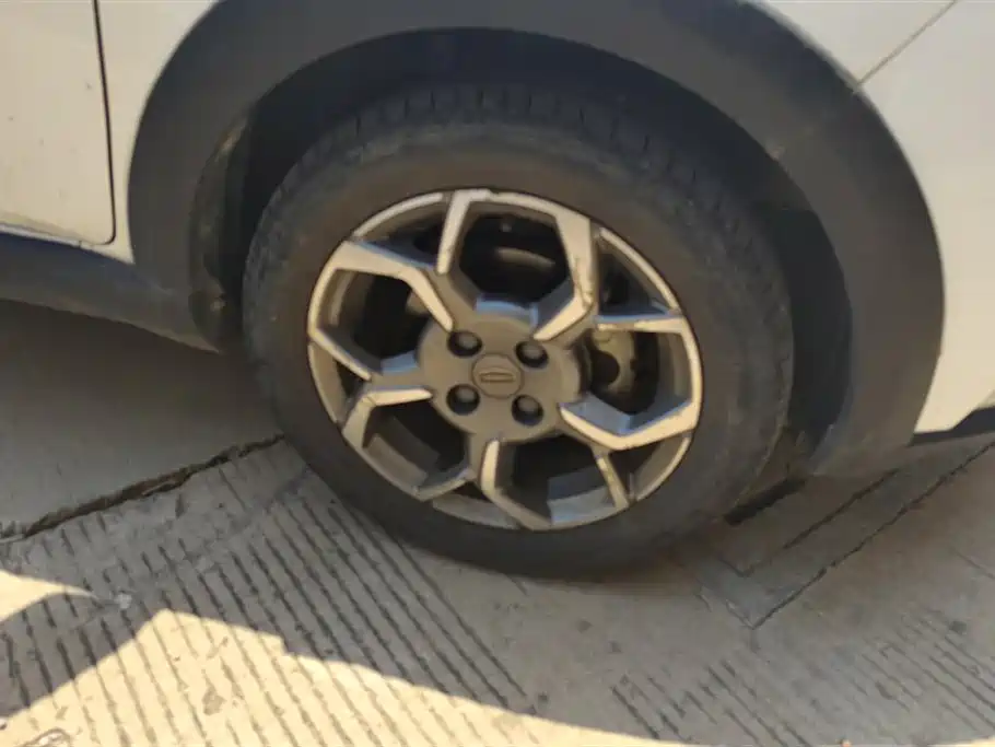 Geely Vision X1 2018