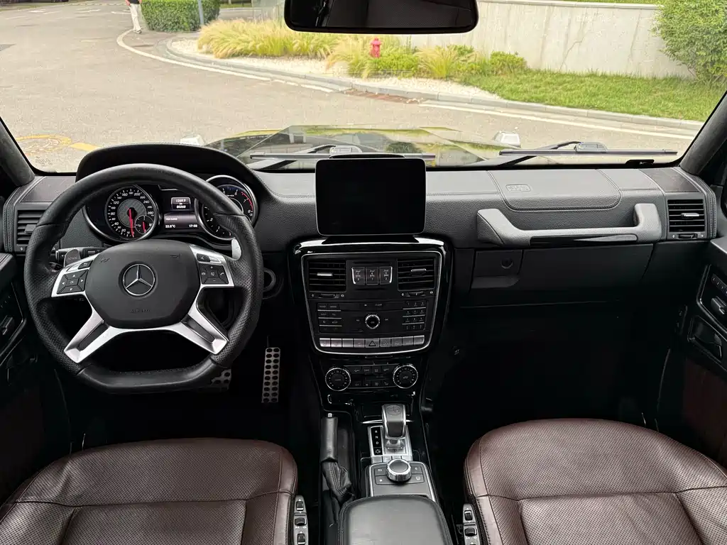 Mercedes-Benz G-Class AMG 2017 — фото 6