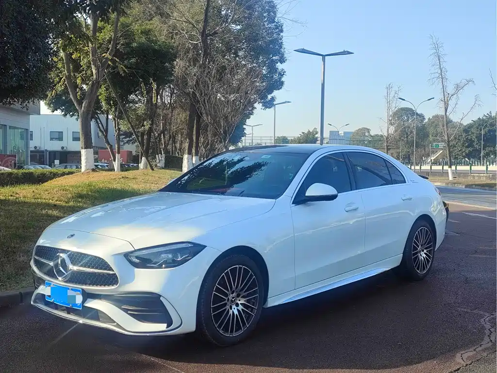 Mercedes-Benz C-Class 2023 — фото 1