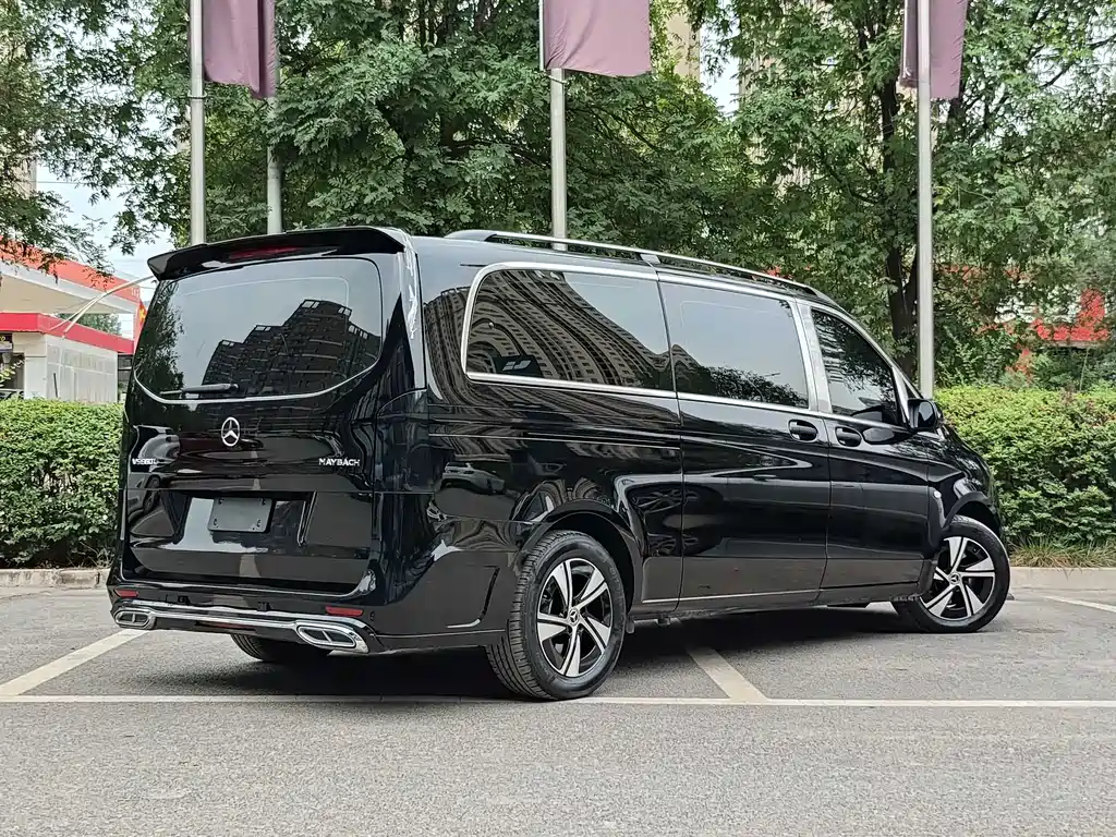 Mercedes-Benz Vito 2025