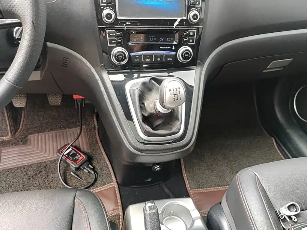 Haval H6 2015 — фото 14