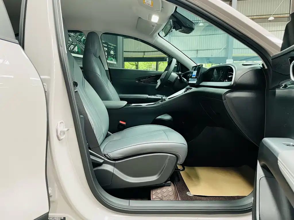 Geely Galaxy Starwish 2026 — фото 22