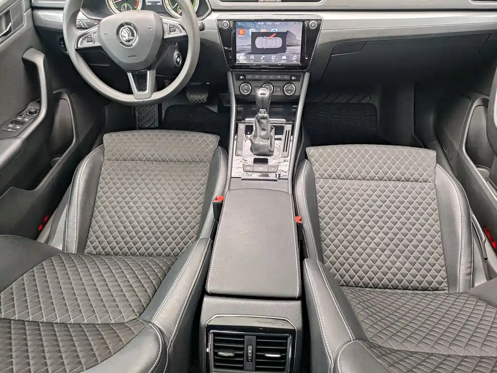 Skoda Speedy 2019 — фото 20