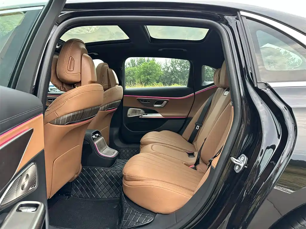 Mercedes-Benz E-Class 2026 — фото 10