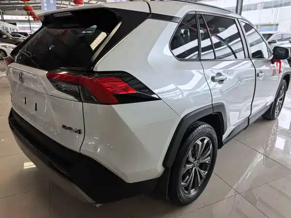 Toyota RAV4 2023