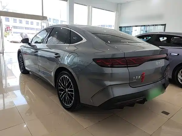 BYD Qin L 2024