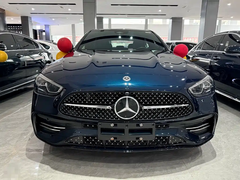 Mercedes-Benz C-Class 2023 — фото 2