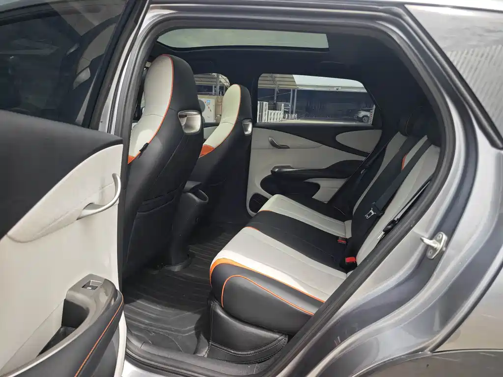 BYD Dolphin 2022 — фото 16