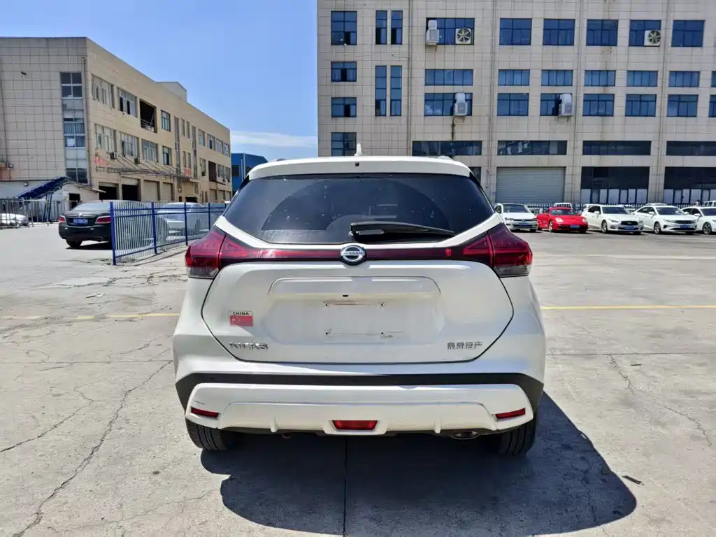 Nissan Kicks 2023