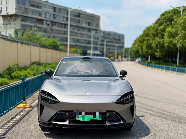Xiaomi YU7 2025