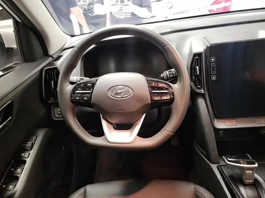 Hyundai ix35 2023 — фото 15