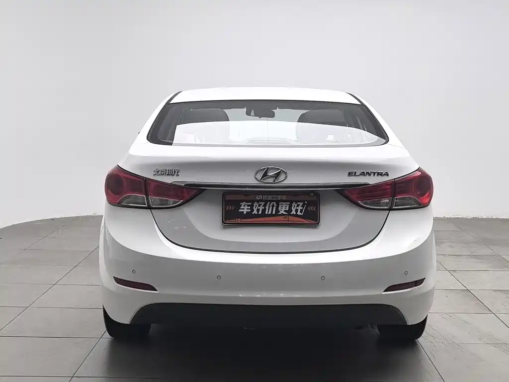 Hyundai Elantra 2014