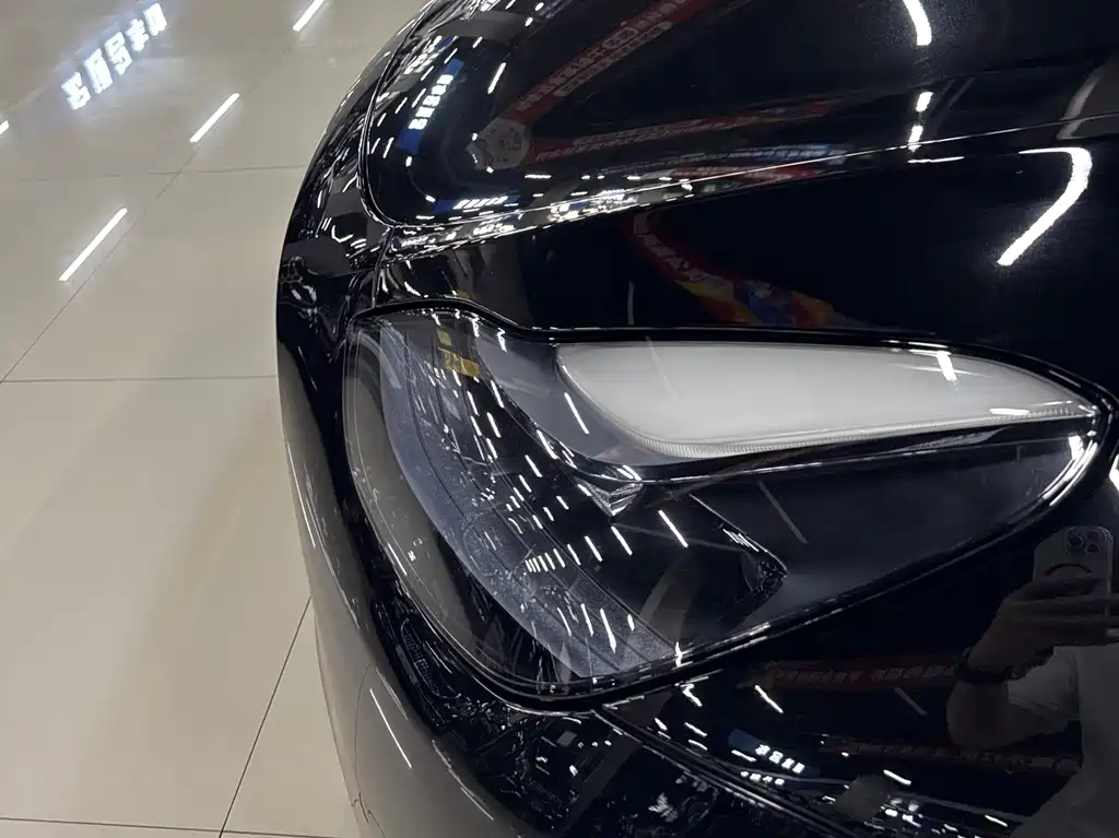 Tesla Model Y 2023 — фото 16