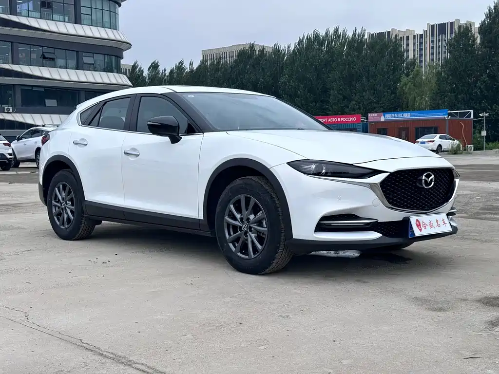 Mazda CX-4 2023