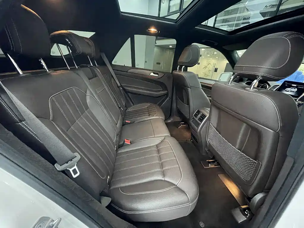 Mercedes-Benz GLE 2018 — фото 22