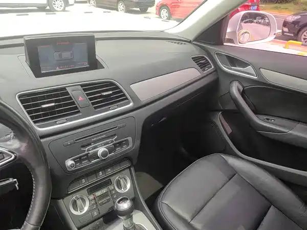 Audi Q3 2016