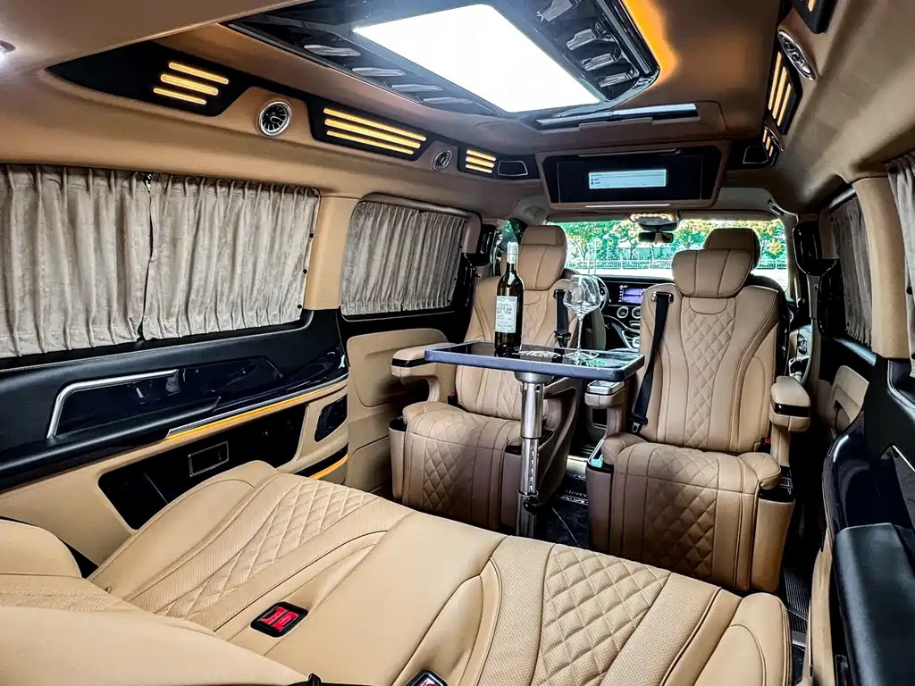 Mercedes-Benz Vito 2023 — фото 23