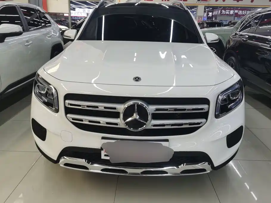 Mercedes-Benz GLB 2021
