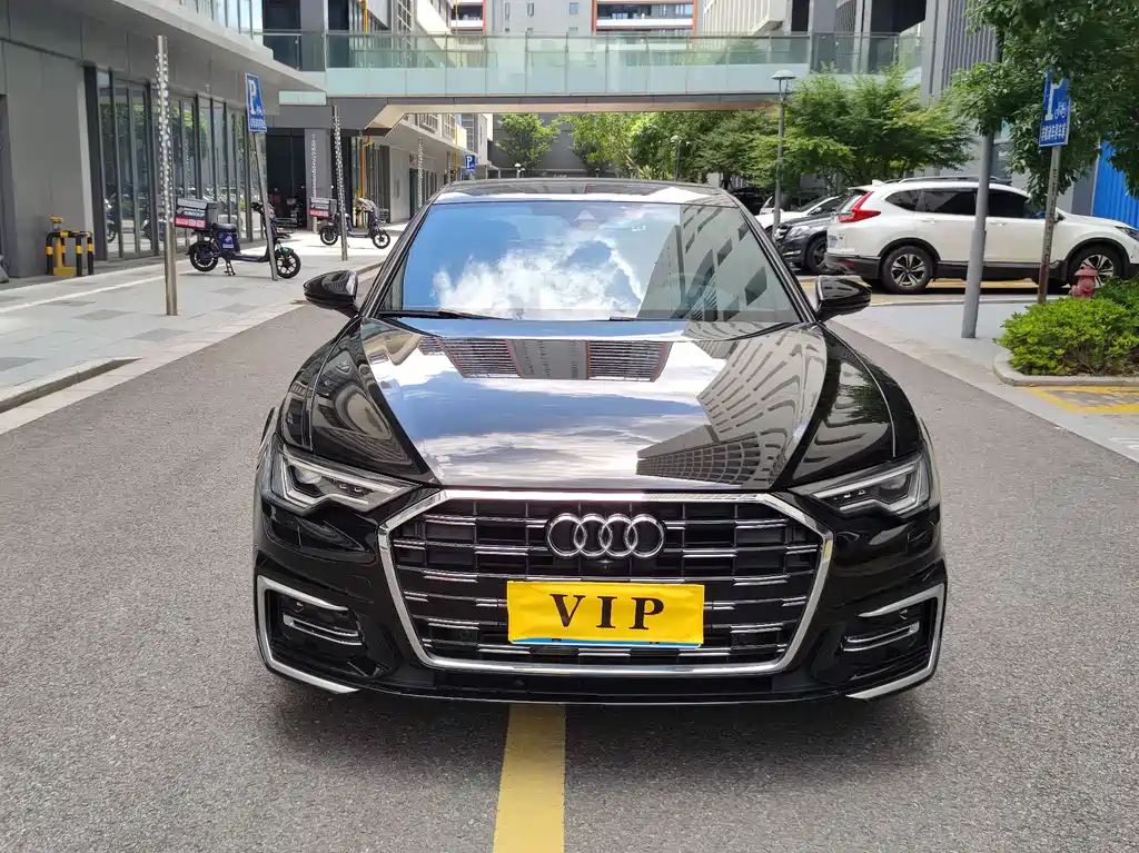 Audi A6L 2025