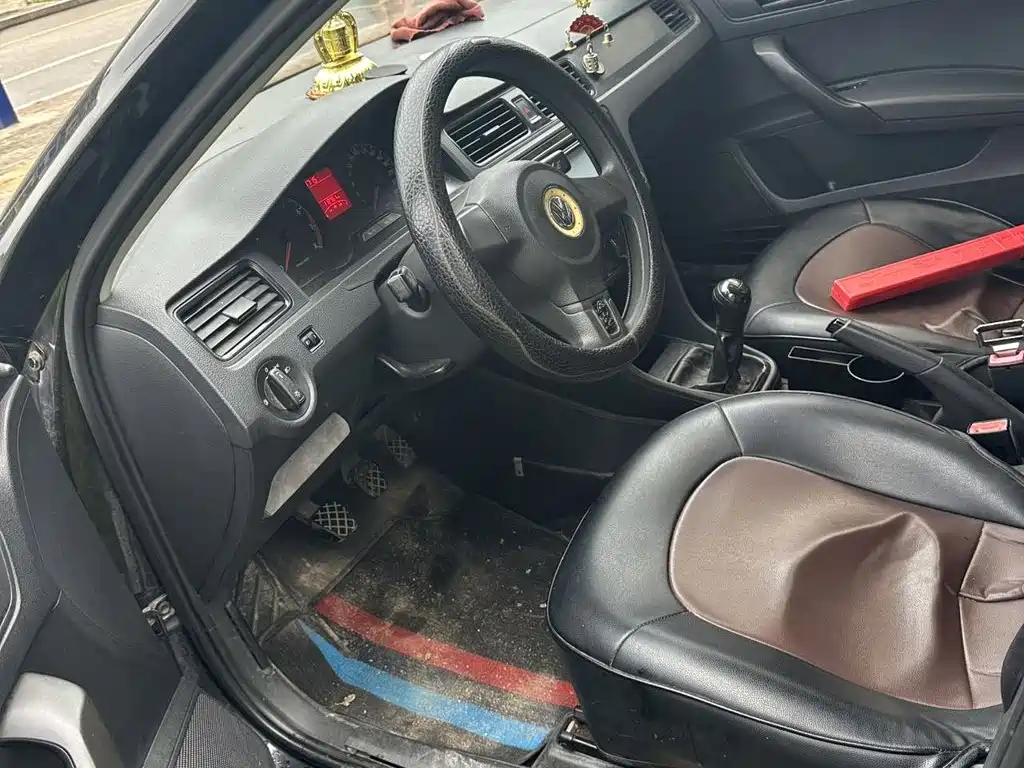 Volkswagen Santana 2014