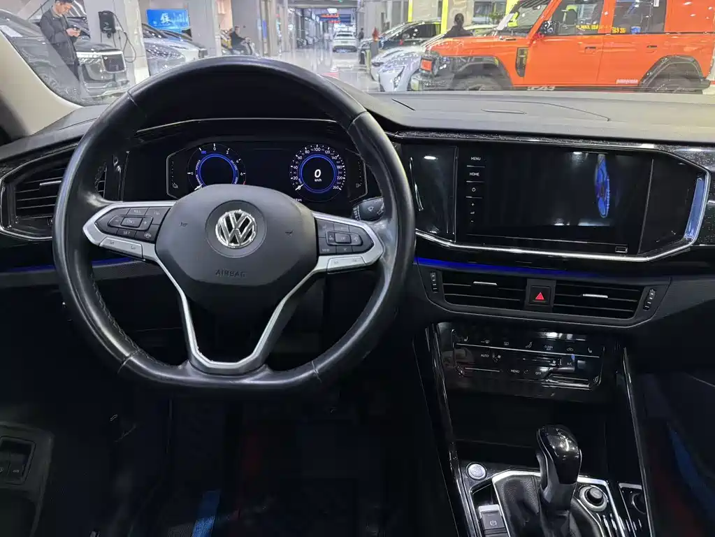 Volkswagen GTE PHEV 2020 — фото 13
