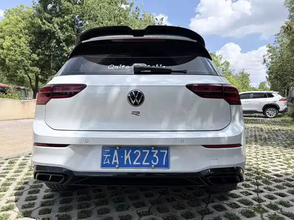 Volkswagen Golf 2023