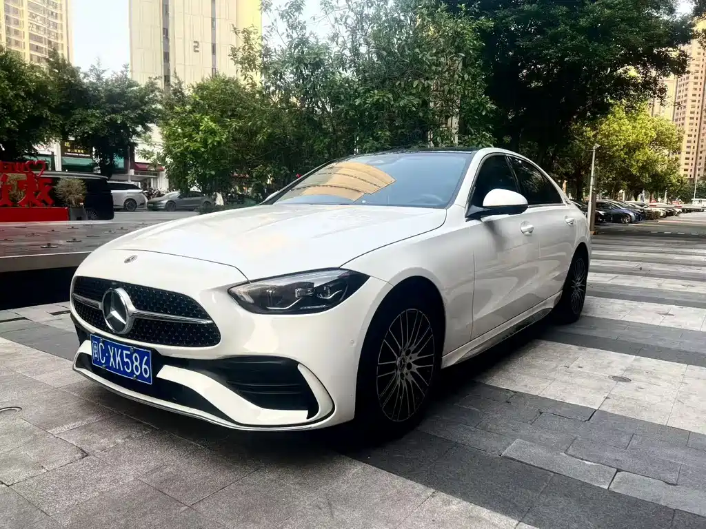 Mercedes-Benz C-Class 2023 — фото 1