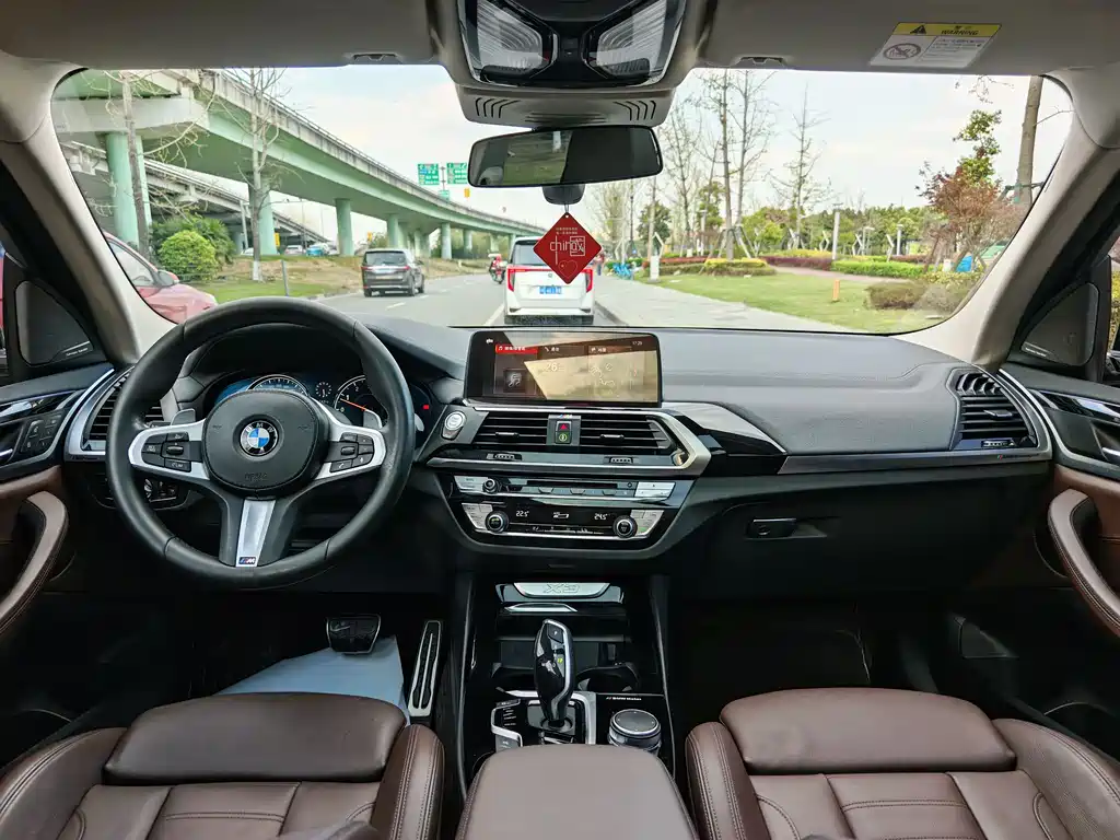 BMW X3 2019 — фото 11