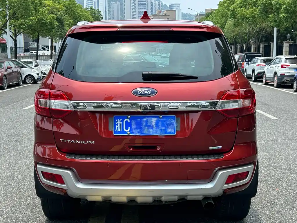 Ford Everest 2016 — фото 5