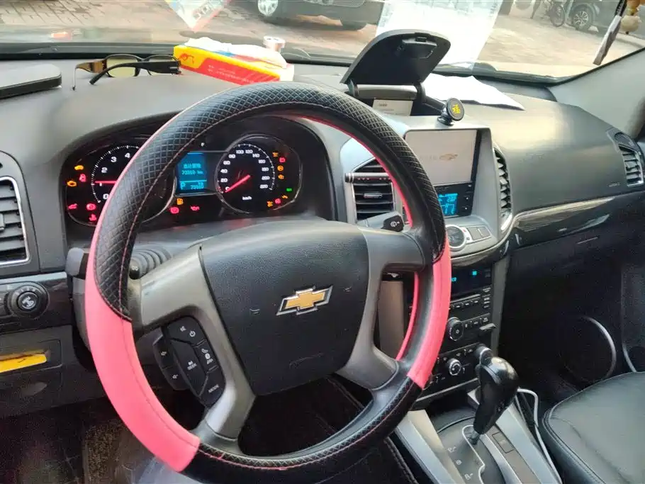 Chevrolet Captiva 2017 — фото 12