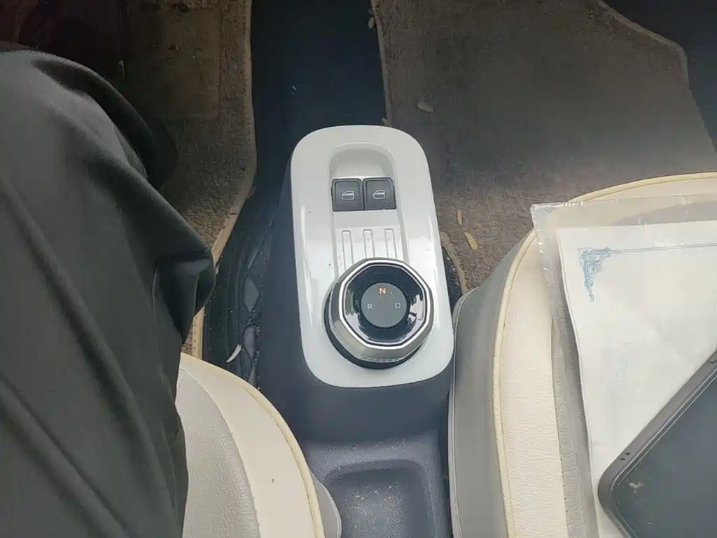 Geely Galaxy Panda 2025 — фото 14