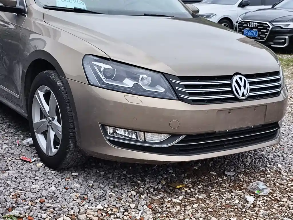 Volkswagen Passat 2014 — фото 3