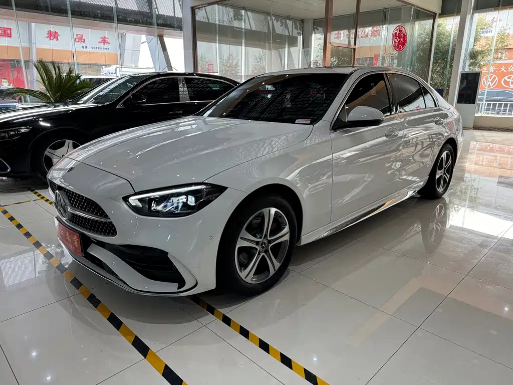 Mercedes-Benz C-Class 2022 — фото 1
