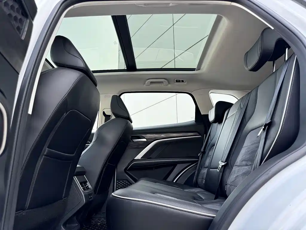 Haval H6 2023 — фото 11