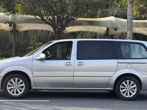 Buick GL8 2014