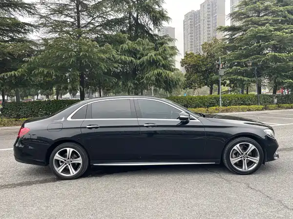 Mercedes-Benz E-Class 2016