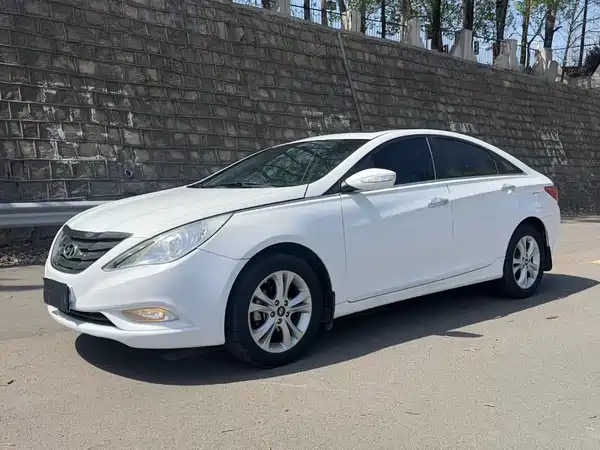 Hyundai Sonata 2013
