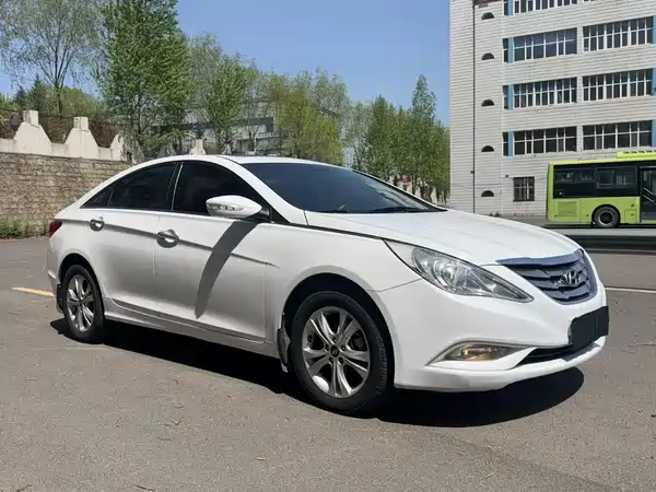 Hyundai Sonata 2013