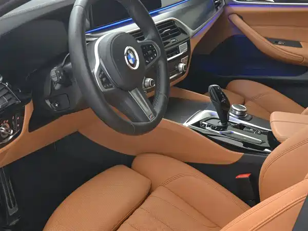 BMW 5 Series 2023