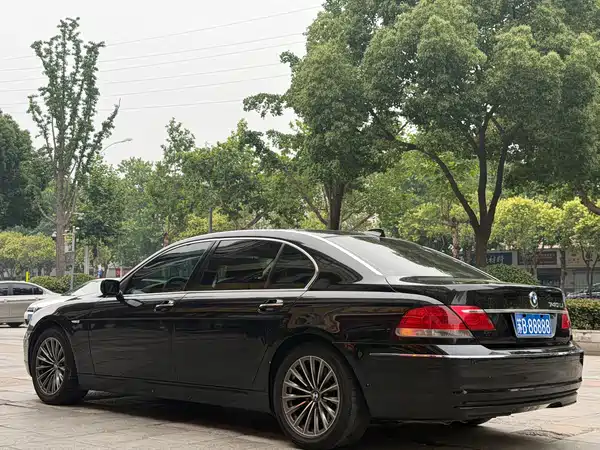 BMW 7 Series 2005