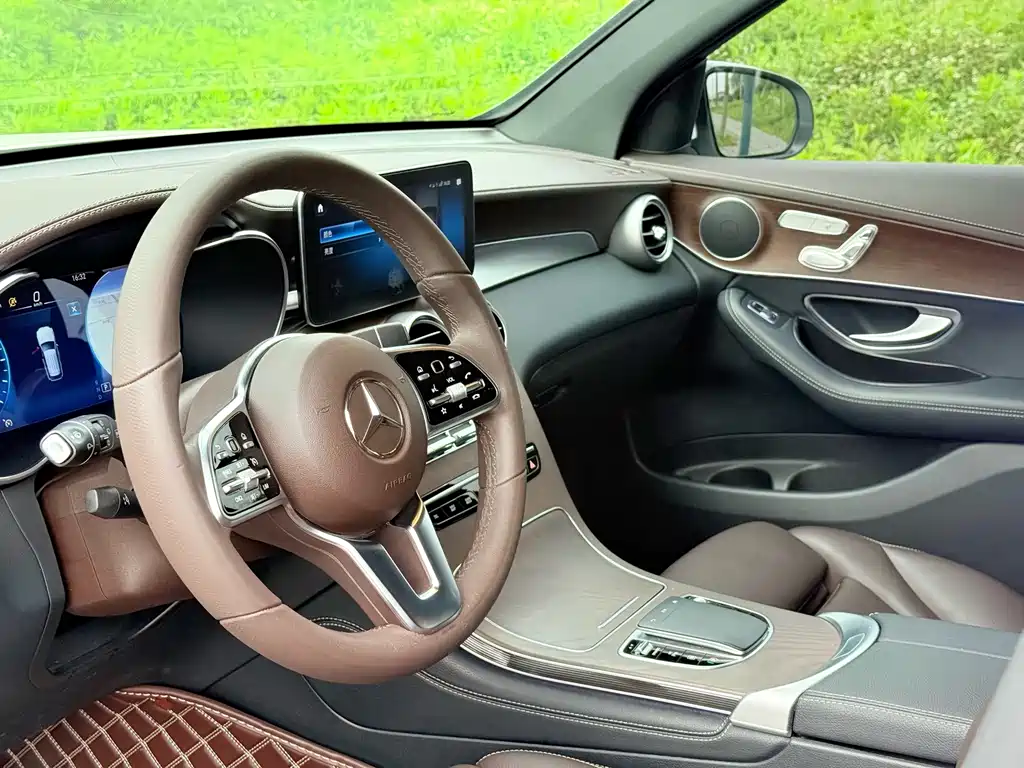 Mercedes-Benz GLC 2021