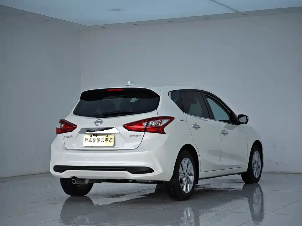 Nissan Tiida 2024
