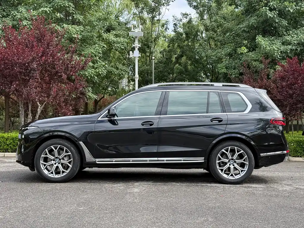 BMW X7 2024 — фото 3