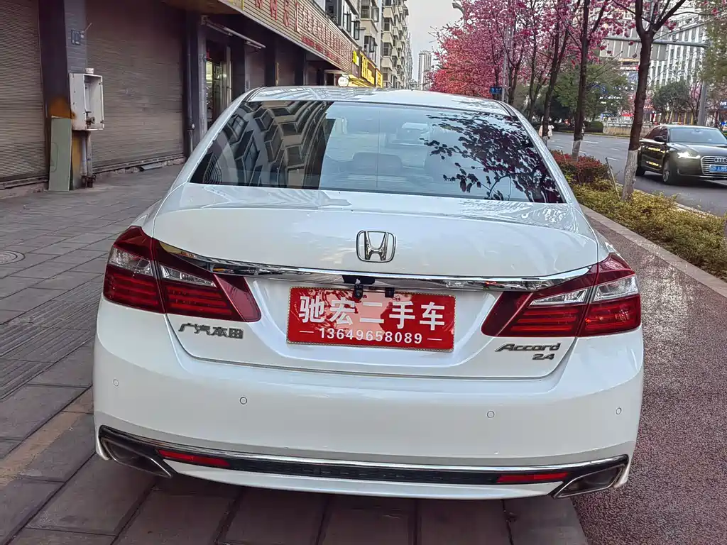 Honda Accord 2016 — фото 2