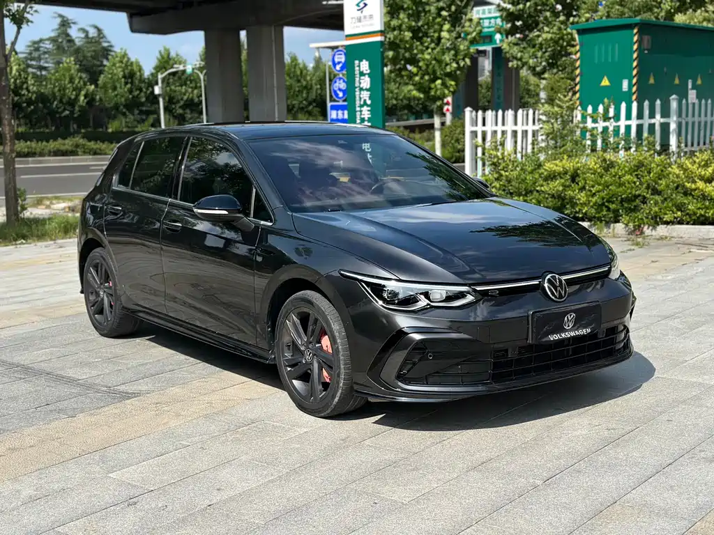 Volkswagen Golf 2022