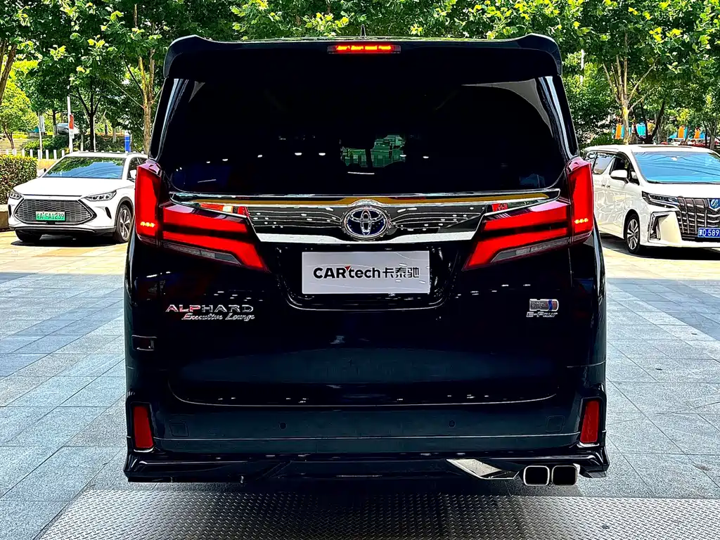 Toyota Alphard 2021 — фото 6
