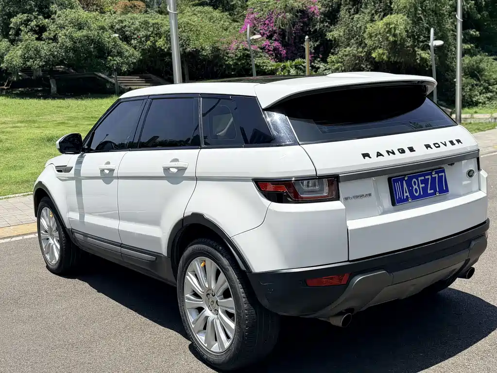 Land Rover Evoque 2016 — фото 9